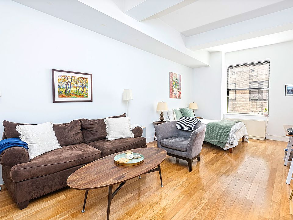 1st image of 99 John St APT 516