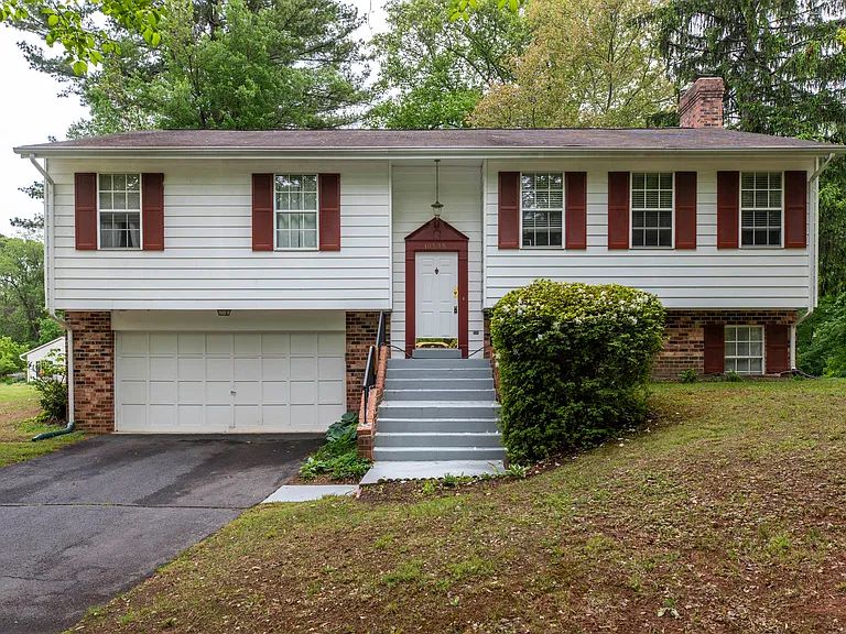 10535 Brevity Dr — Photo 1