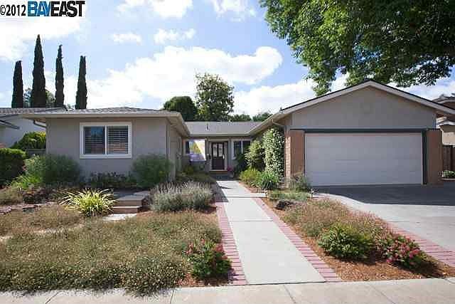 1st image of 5532 Paseo Navarro