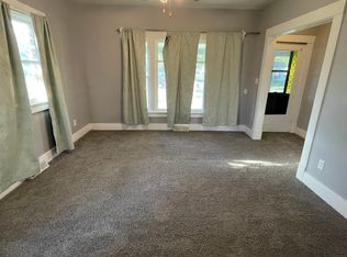 909 E 7th Ave, Hutchinson, KS 67501