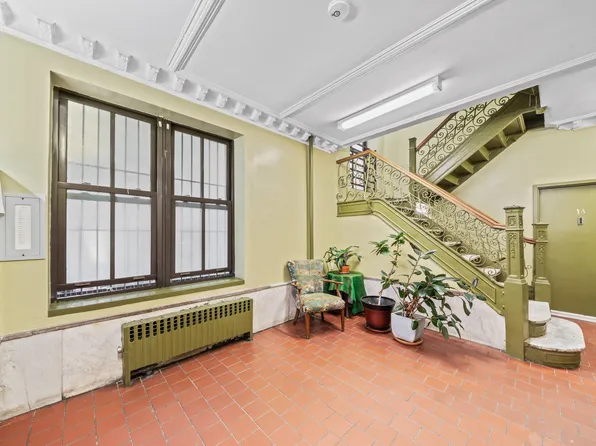 1608 Amsterdam Avenue 4B image 3 of 29