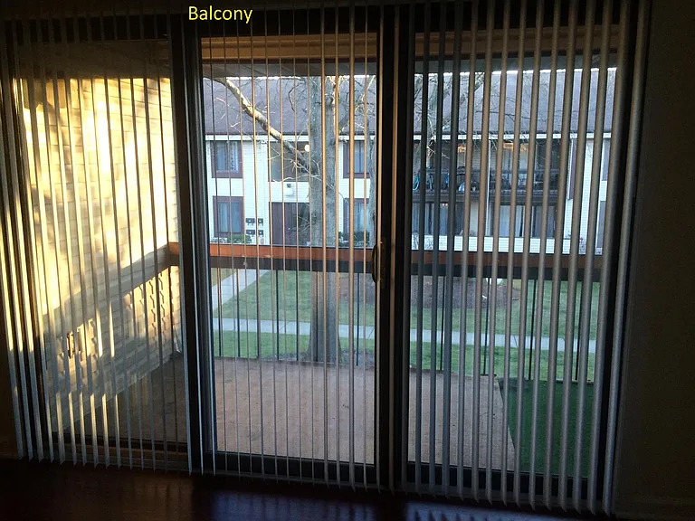 L6 Twin Rivers Dr N #L6 — Photo 4