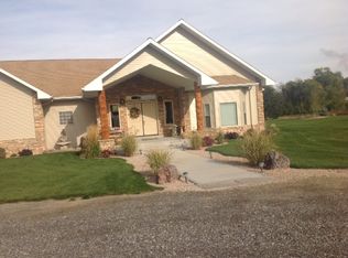 6 E Benchview Ct, Lovell, WY 82431