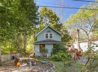 6733 Route 191, Cresco, PA 18326