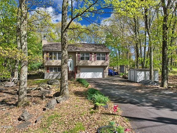 5th image of 102 Autumn Rd