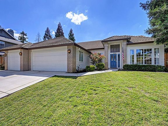 3rd image of 3512 Fieldcrest Ct