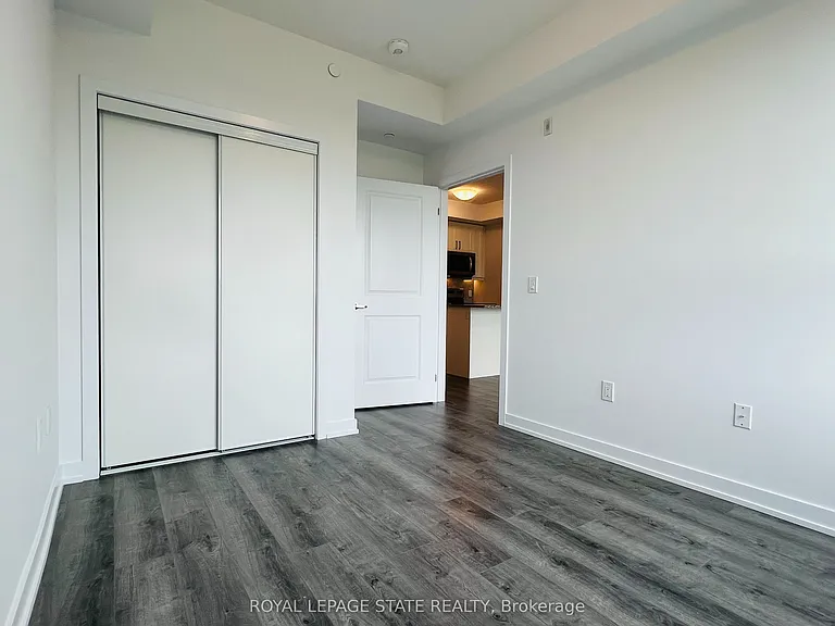 5055 Greenlane Rd #403 — Photo 10