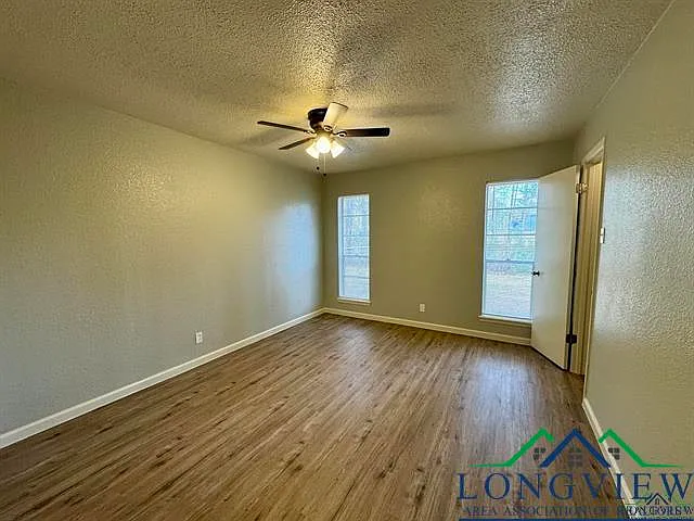2 bed, 1.0 bath, 1000 sqft, $1,195 — Photo 3