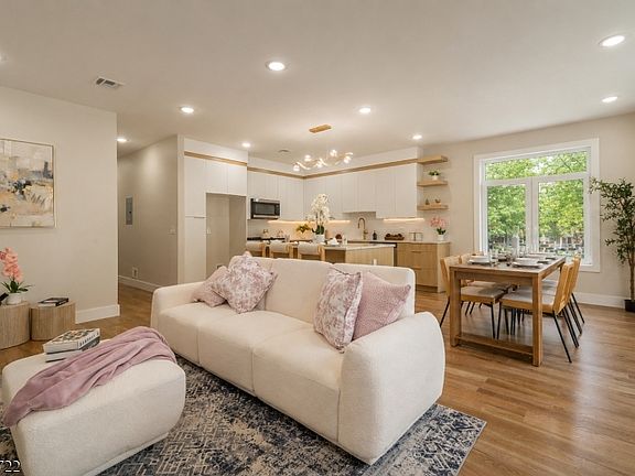 2nd image of 393 Myrtle Ave