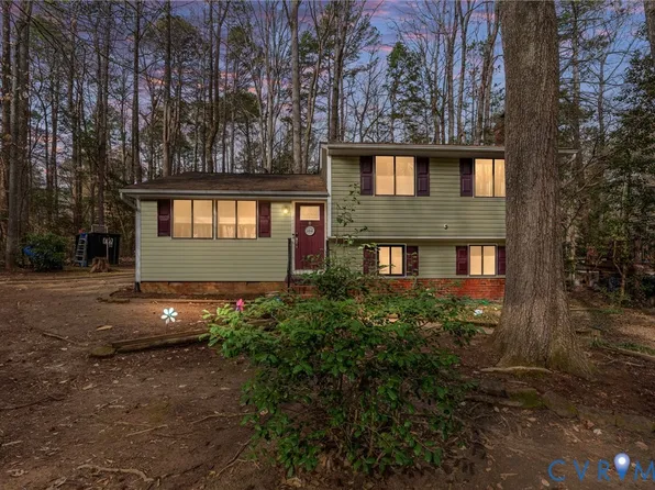 13313 Farm Crest Ct, Midlothian, VA 23112