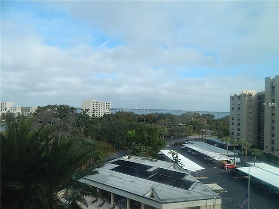 4th image of 2621 Cove Cay Dr Unit 707