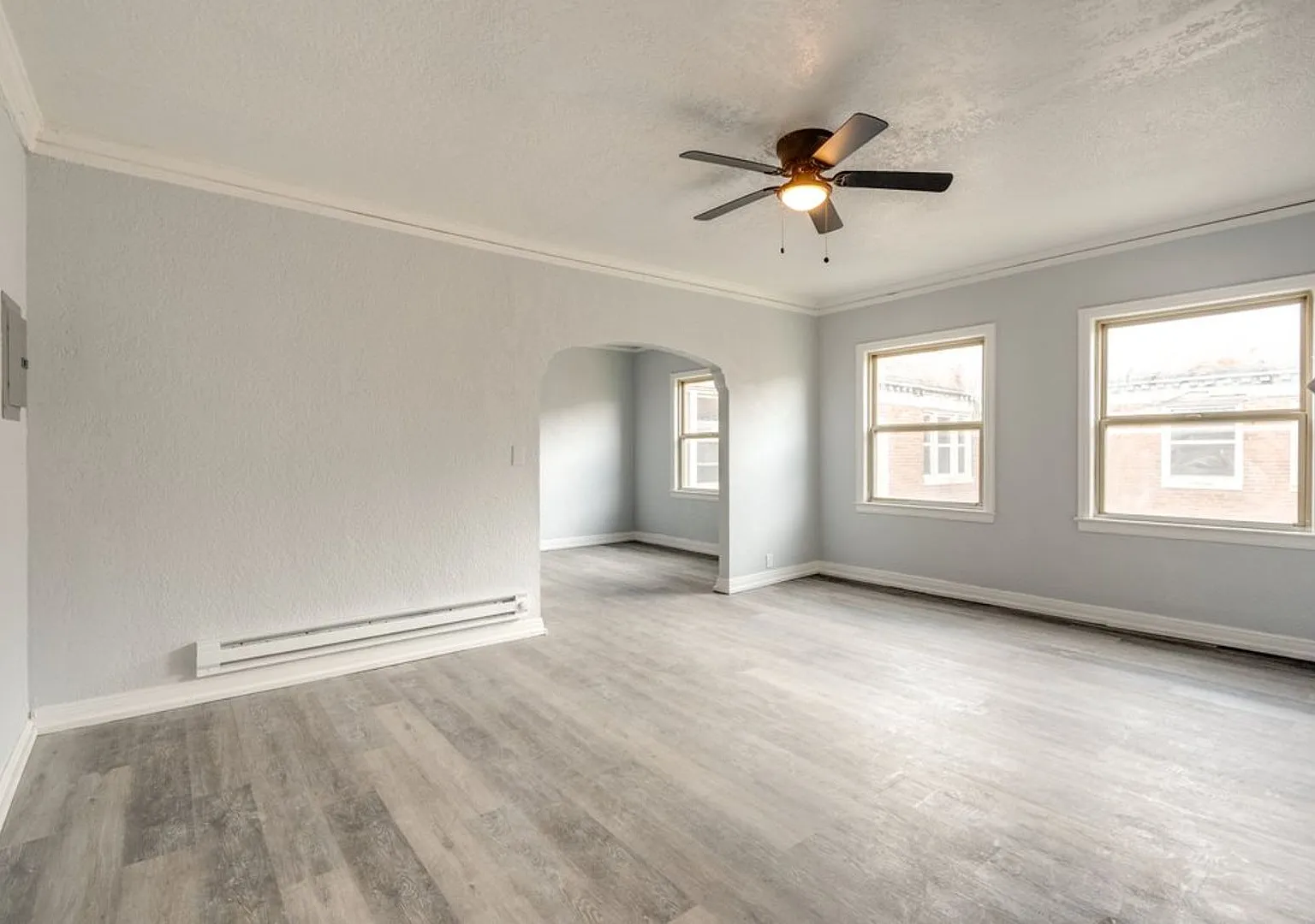 2 bed, 1.0 bath, $1,249 — Photo 4