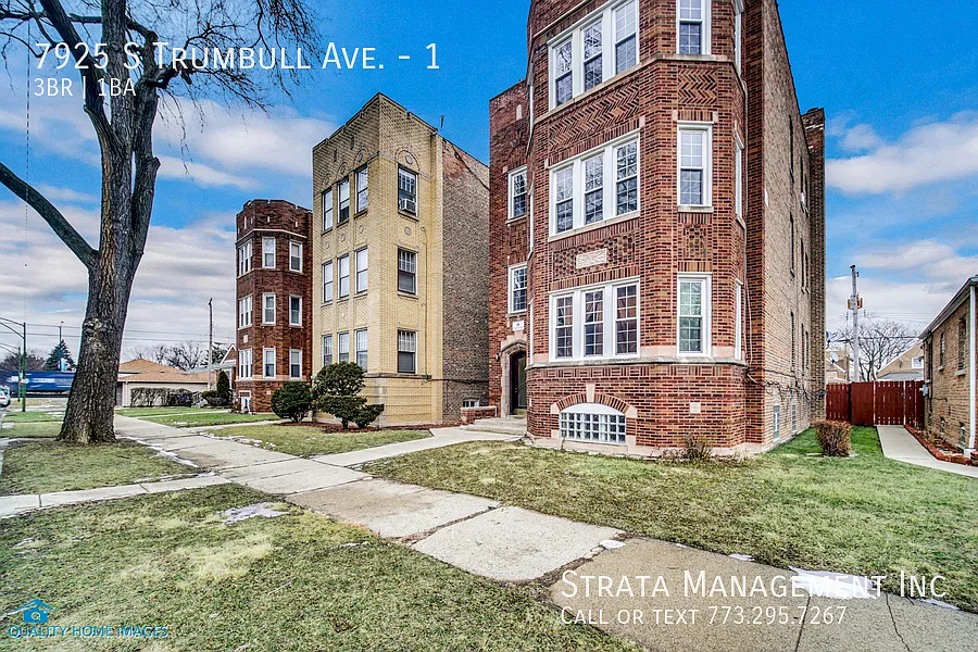 7925 S Trumbull Ave - 2 — Photo 2