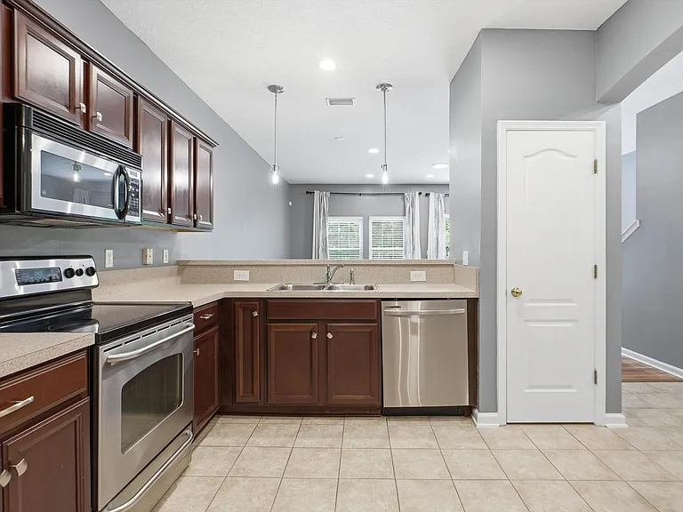 1793 Biscayne Bay Cir — Photo 6