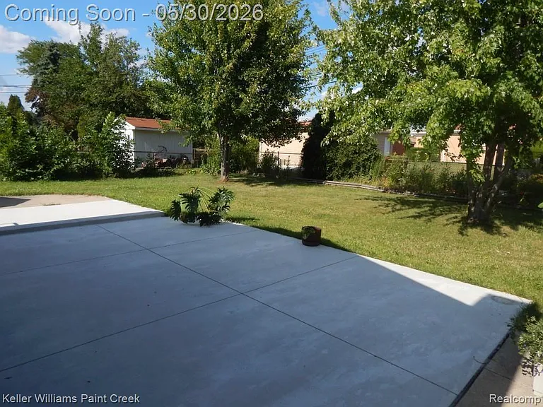 28926 James Dr — Photo 7