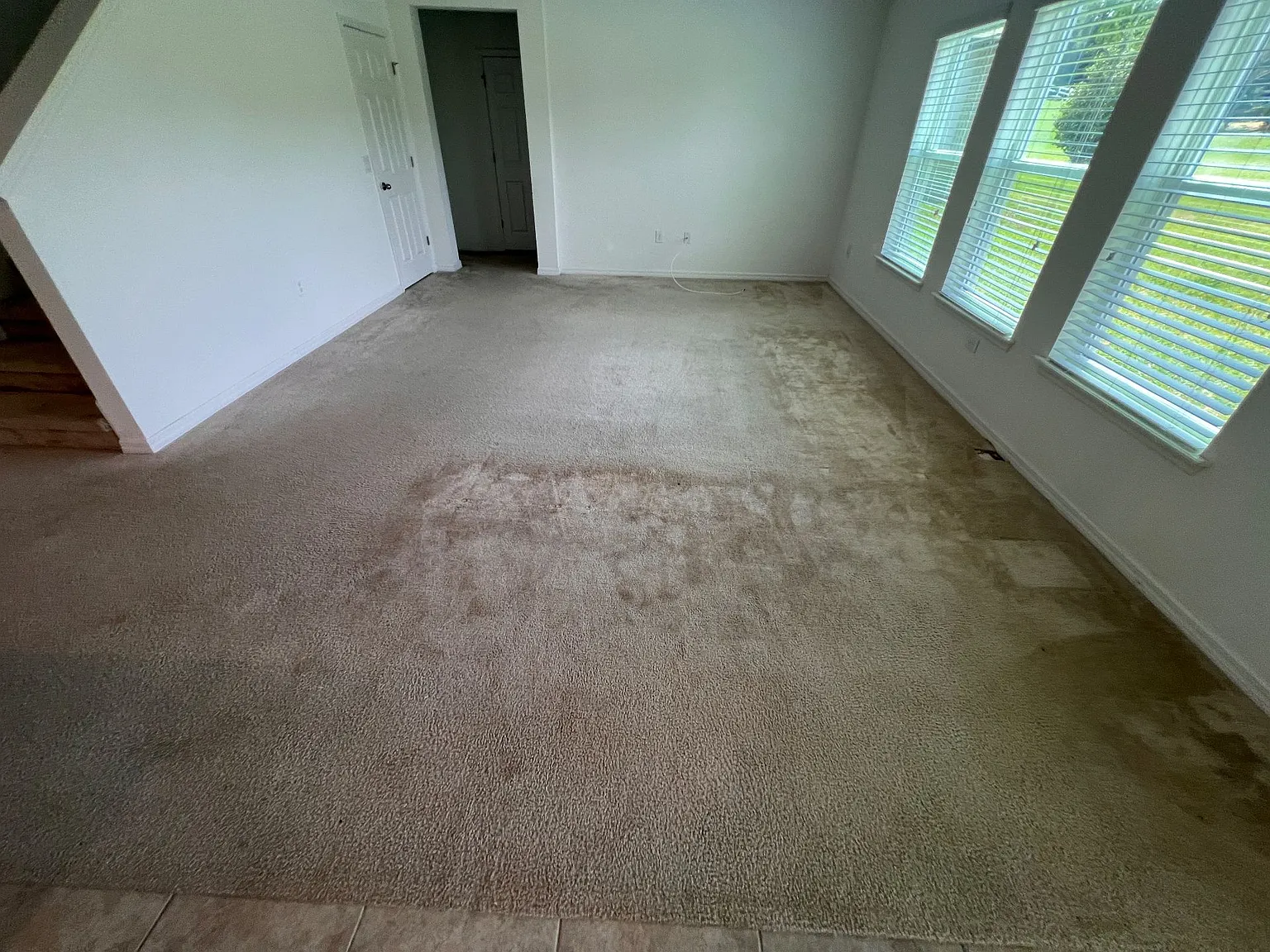 4 bed, 2.5 bath, 2574 sqft, $3,100 — Photo 4