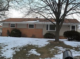 8368 N Grandview Dr, Brown Deer, WI 53223