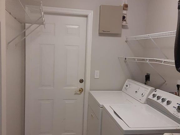 5th image of 5149 Woodland Dr