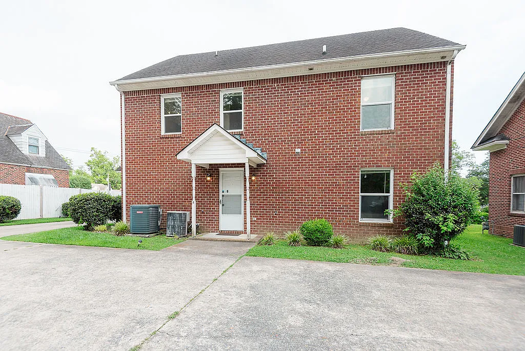 Building Photo - 405 W Highland Ave #1