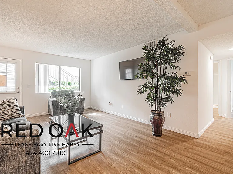 6601 Victoria Ave #107 — Photo 7