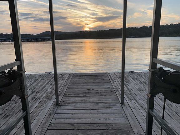 2nd image of 12 Bluebird Dr