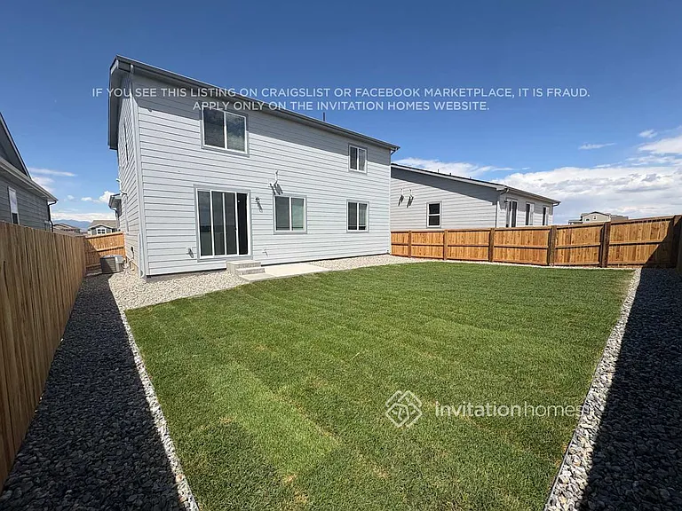 899 Harvard St — Photo 11