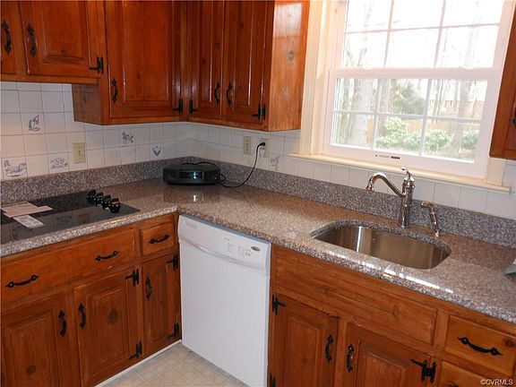 5th image of 3103 Marlboro Dr