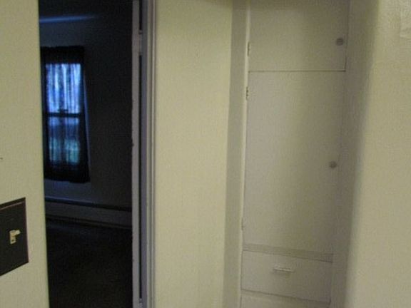 3rd image of 107 Ross Ave APT 1