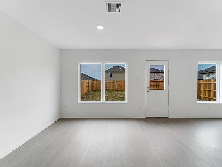 6319 Marigold Blaze Dr — Photo 5