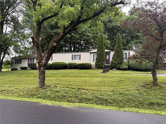 2nd image of 6768 Forbes Rd