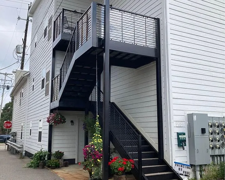 104 E Maple St #5 — Photo 5