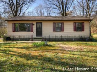 8671 Macarthur Rd, Saranac, MI 48881