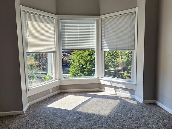 3rd image of 1379 S Brook St #2