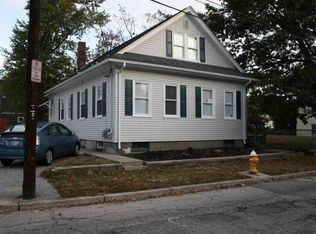 41 W Lawn Ave, Pawtucket, RI 02860