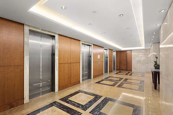 Rented by Cooper & Cooper Real Estate | media 6