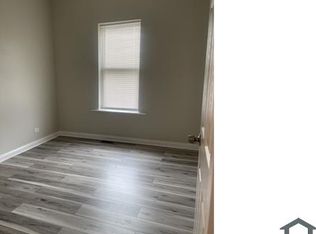 744 W 77th St #1E, Chicago, IL 60620