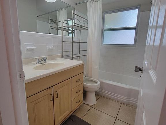 4th image of 2085 Pocahontas Dr
