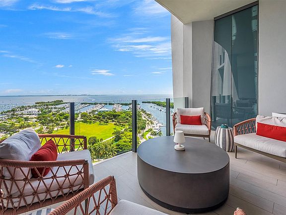 3rd image of 2811 S Bayshore Dr #15C