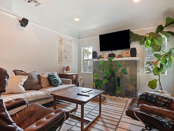 3rd image of 703 N Avenue 54/5375 E