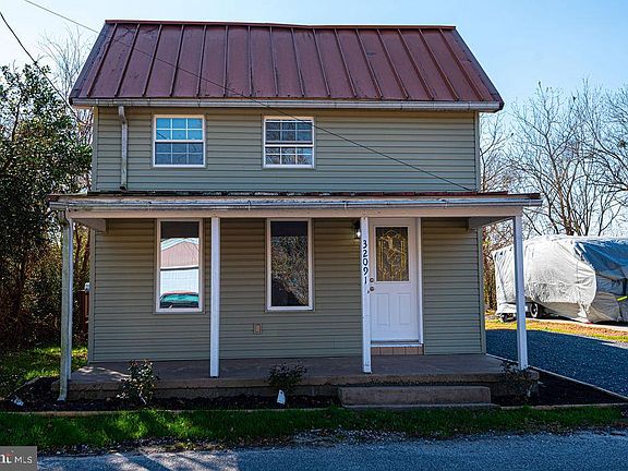 2nd image of 32091 Hazzard St