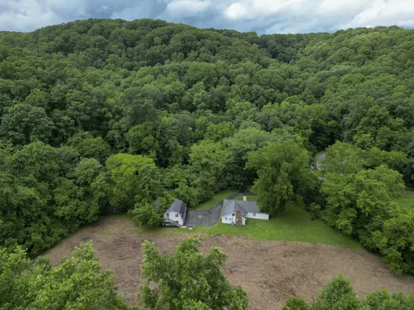 5092 Seymour Hollow Rd, Whites Creek, TN 37189