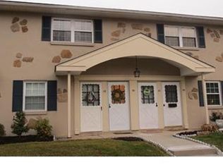 60 Wexford Dr, North Wales, PA 19454