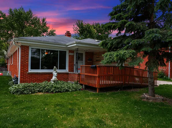 3703 153rd St, Midlothian, IL 60445