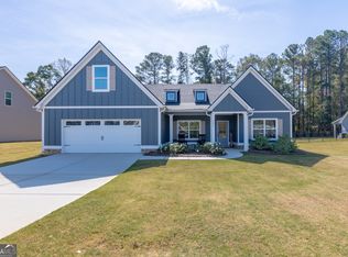 204 Maddington Ct, Senoia, GA 30276