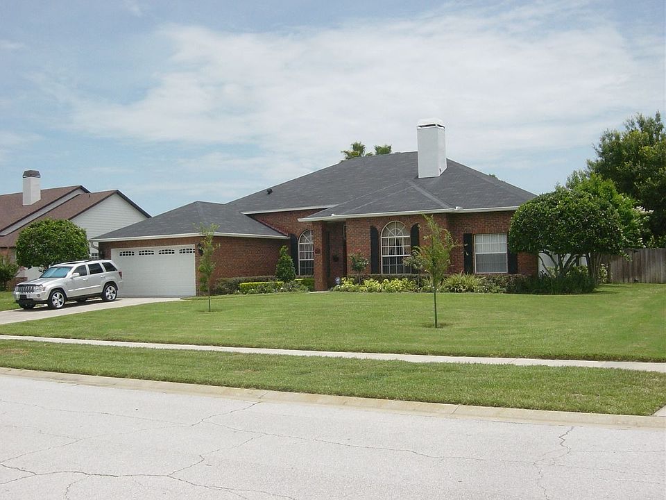 1st image of 637 Adriane Park Cir
