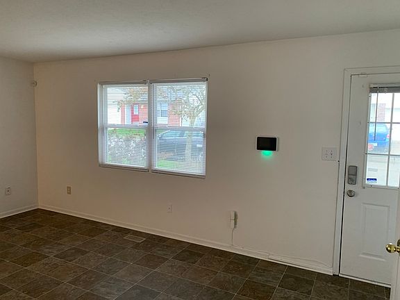 5th image of 3844 Sherman Towne Dr #3844