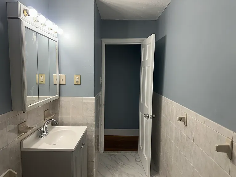 7 Gayland St #2 — Photo 11