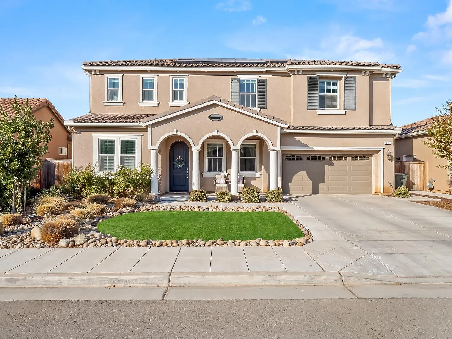 4257 Santa Ana Ave photo 1