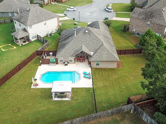 5th image of 10600 Evanwood Ct