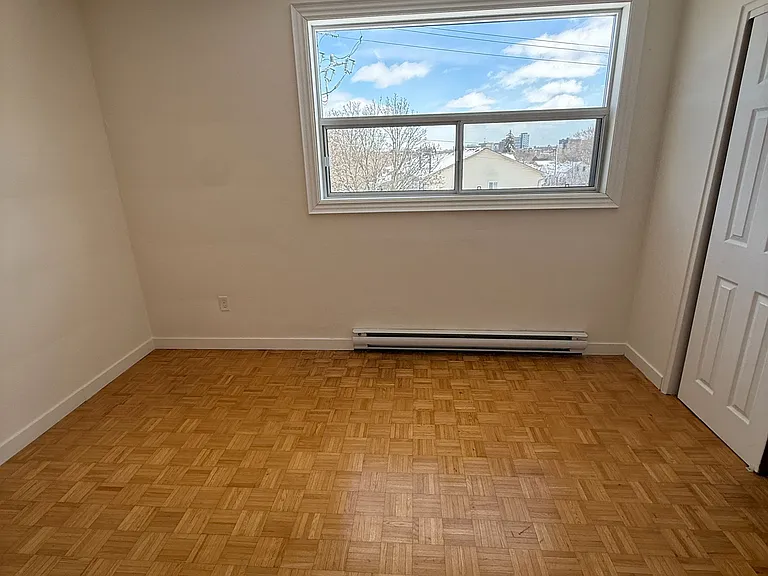 346 Elgin Ct #9 — Photo 6